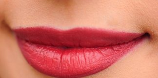 Makijaż permanentny ust - na czym polega?