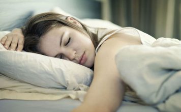Przegląd kosmetyków do nocnej pielęgnacji Przegląd kosmetyków do nocnej pielęgnacji