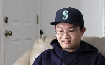 Bluza z nadrukiem męska też może być zaproponowana Bluza z nadrukiem męska też może być zaproponowana