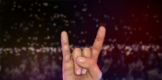 Czy myślimy o koszulkach metalowych?