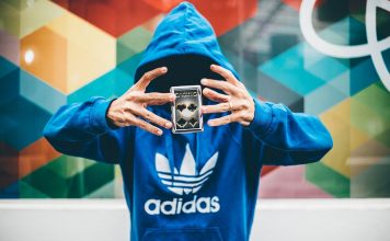 Czy potrzebna nam bluza męska z napisami Czy potrzebna nam bluza męska z napisami