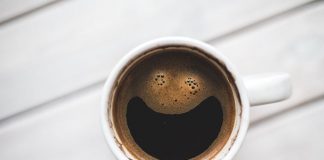 Zalety kawiarki – lepsza od ekspresu?