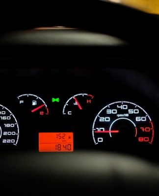 Aby odpalić silnik potrzebna jest iskra Aby odpalić silnik potrzebna jest iskra