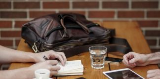 Domowe sposoby usunięcie kamienia z zębów