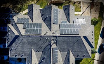 Za co odpowiadają regulatory ładowania w systemie fotowoltaicznym?