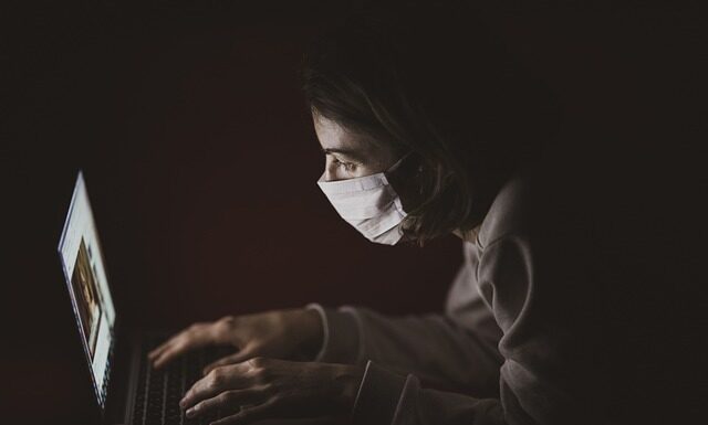 W jakiej odległości od sąsiada można postawić szklarnię?