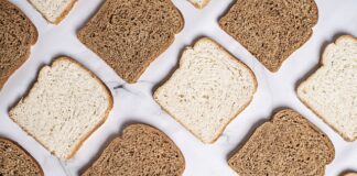 Co zrobić żeby chleb miał chrupiącą skórkę?