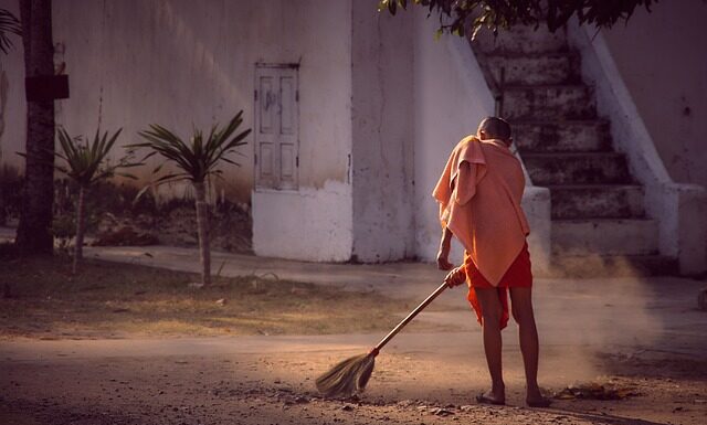 Co symbolizuje miotła?