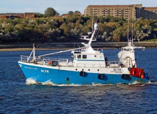 Jak zakładać tarcze do cięcia?