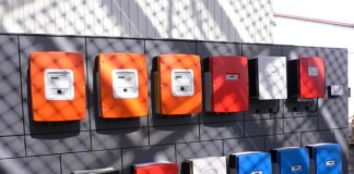 Czy falownik zwiększa obroty silnika?