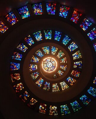 Jak zrobić wzory na meblach?