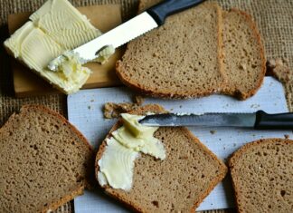 Czym smarować młot udarowy?