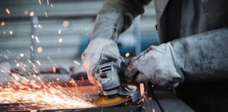 Jaka szlifierka kątowa 230 mm?