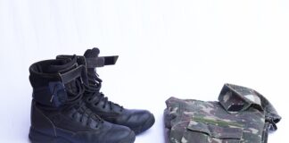 Jak się używa motyki?