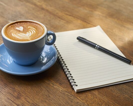 Czy w młynek do kawy można zmielić pieprz?