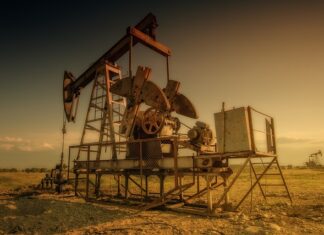 Czy w cegle wiercenie z udarem?