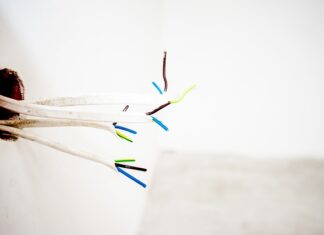 Jak podłączyć gniazdko ZigBee?