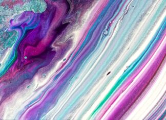 Jaki kolor mebli pasuje do szarej kanapy?