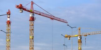 Czym wywiercić dziurę w Żelbetonie?