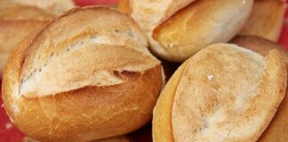 Dlaczego bułki drożdżowe wyszły twarde?